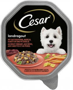 Cesar Landragout mit saftigem Rind, Nudeln, Karotten und Petersilie