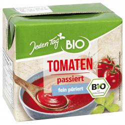 Jeden Tag Bio Tomaten passiert