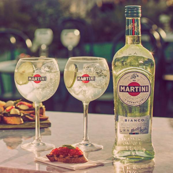 Martini® Bianco Aperitif